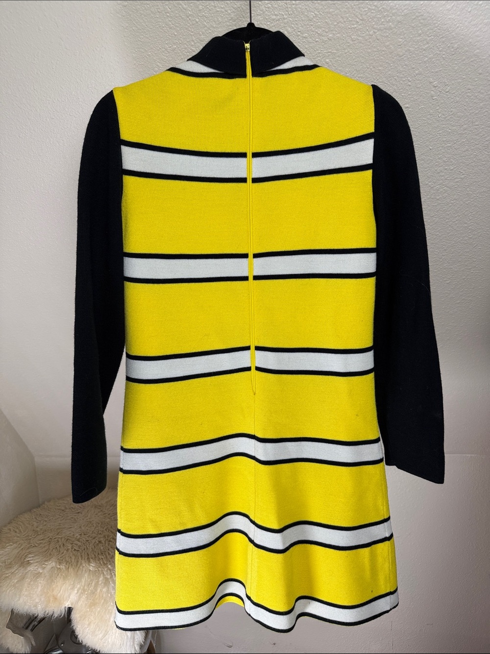 IMPORT CORNER *VINTAGE* Plaid Yellow & Black - Picture 4 of 5